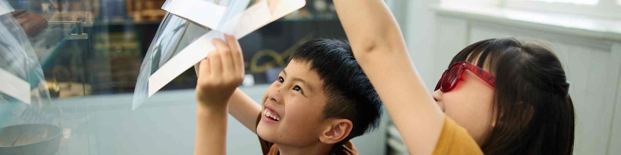 Light & Space Backpacks - children discovering stories in the galleries with the Backpacks