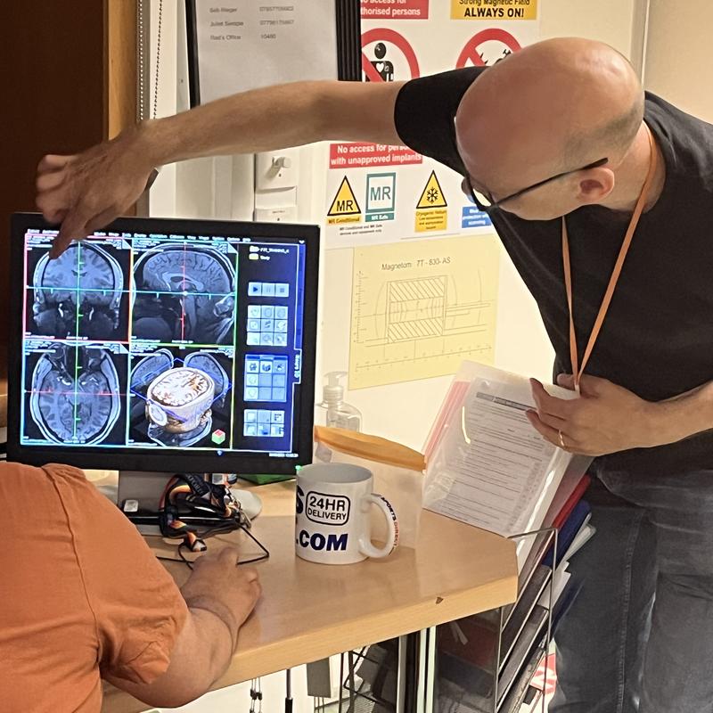 My Place My Science visit to Neuroimaging centre at John Radcliffe hospital