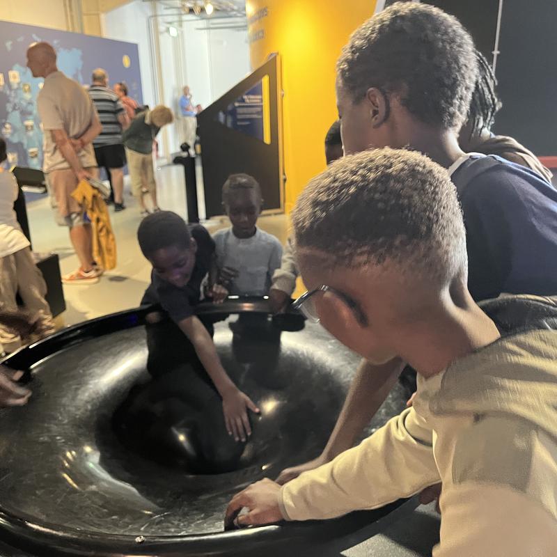 Interactive exploring the phenomenon of black holes at Jodrell Bank