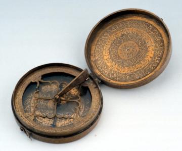 Qibla Indicator, c. 1800 (inventory number 33746) Qibla Indicator, c. 1800 (inventory number 33746)